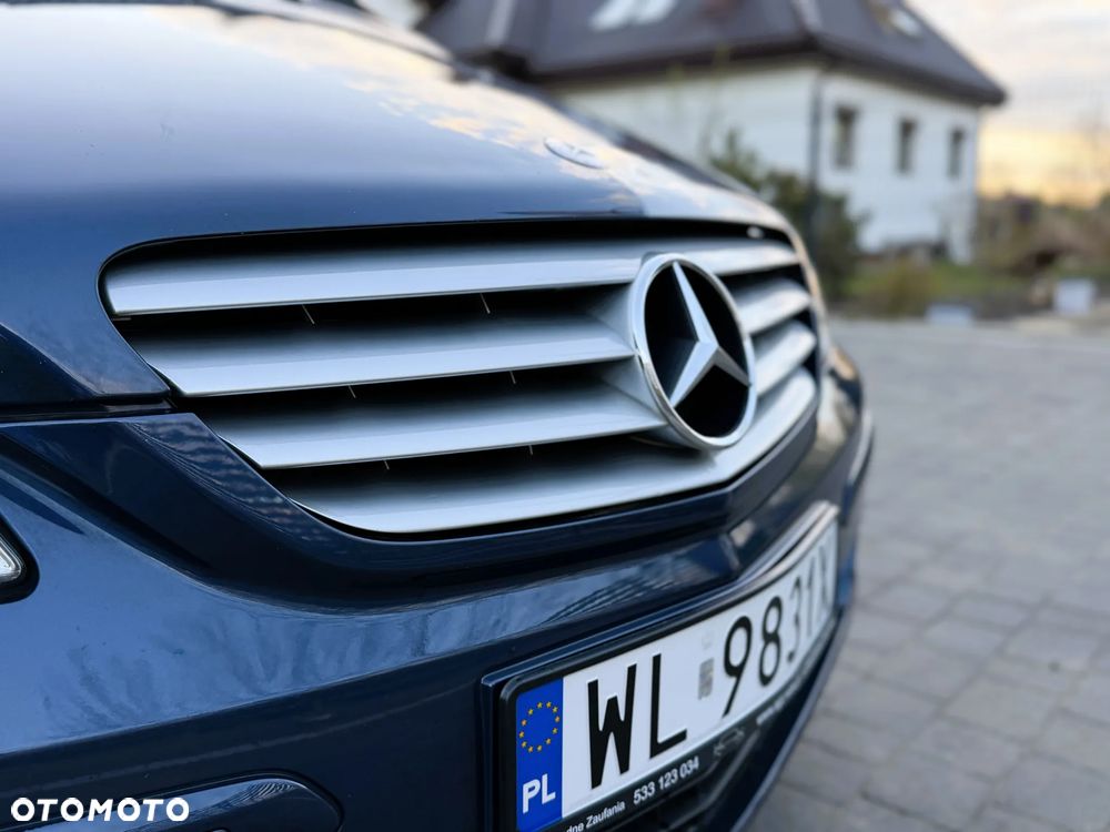 Mercedes-Benz Klasa B - 32