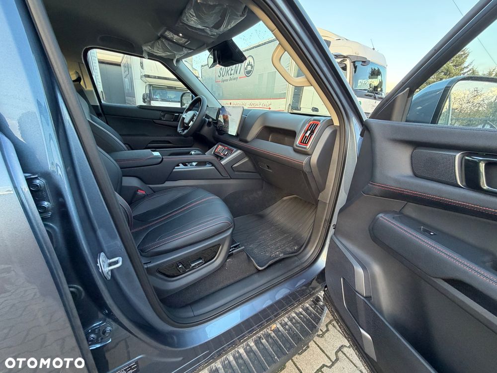 BYD Shark 6 - 33