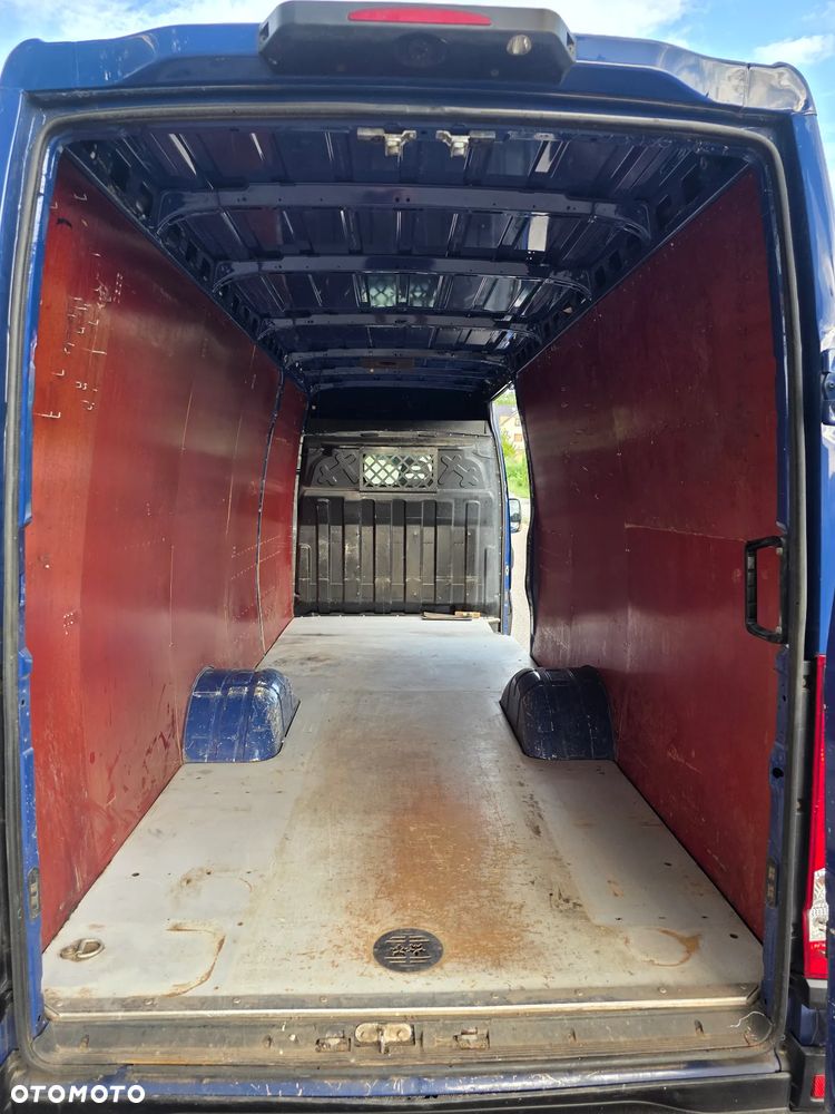 Iveco 50C17 - 35
