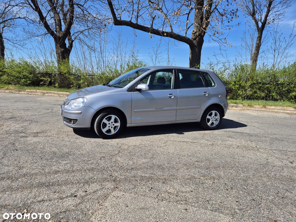 Volkswagen Polo - 6