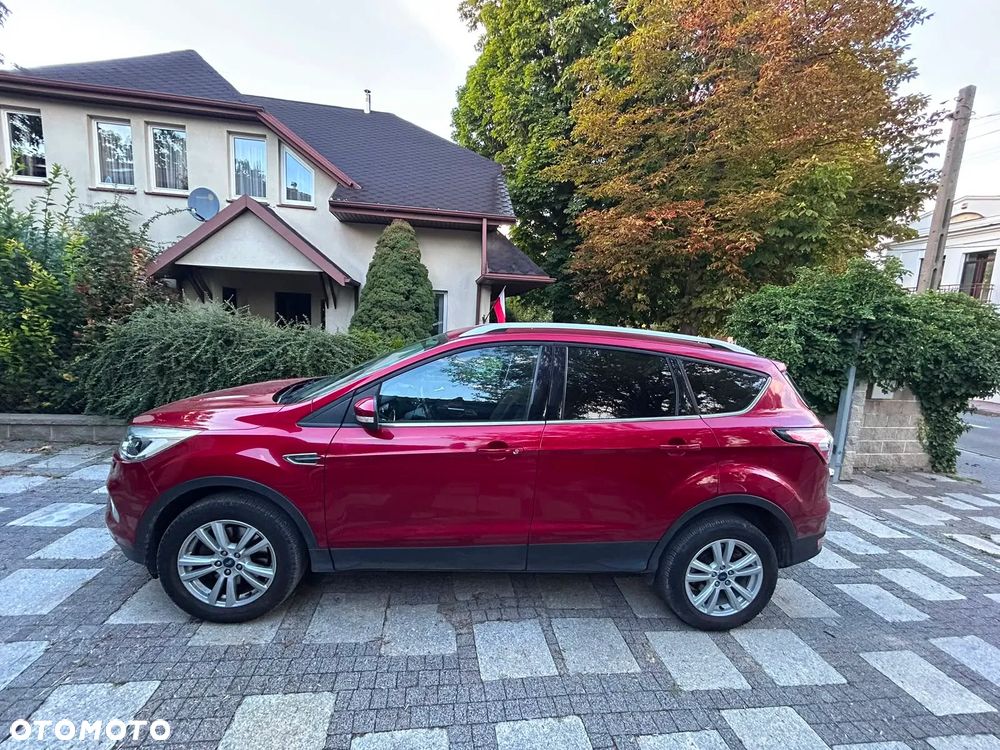 Ford Kuga 1.5 TDCi FWD Trend - 4