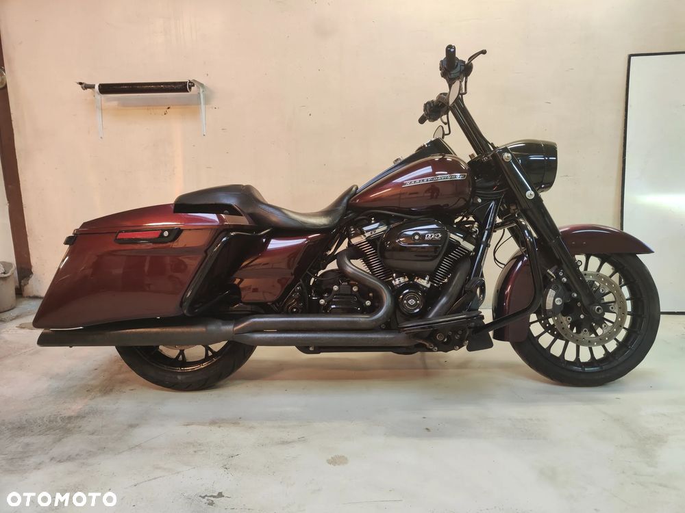 Harley-Davidson Touring Road King - 4