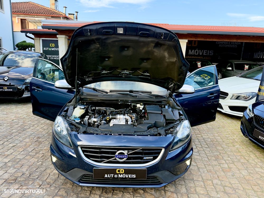 Volvo V40 D2 R Design - 31