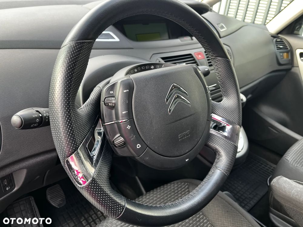 Citroën C4 Picasso - 10