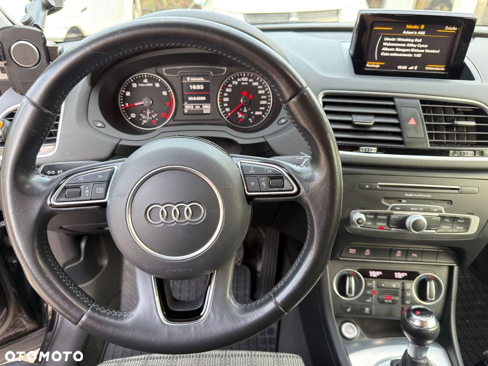 Audi Q3 1.4 TFSI Sport S tronic - 11