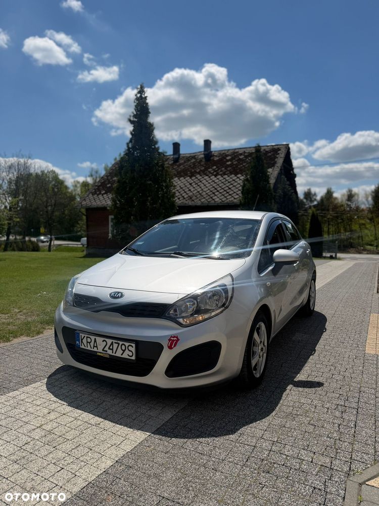 Kia Rio 1.4 crdi M - 1