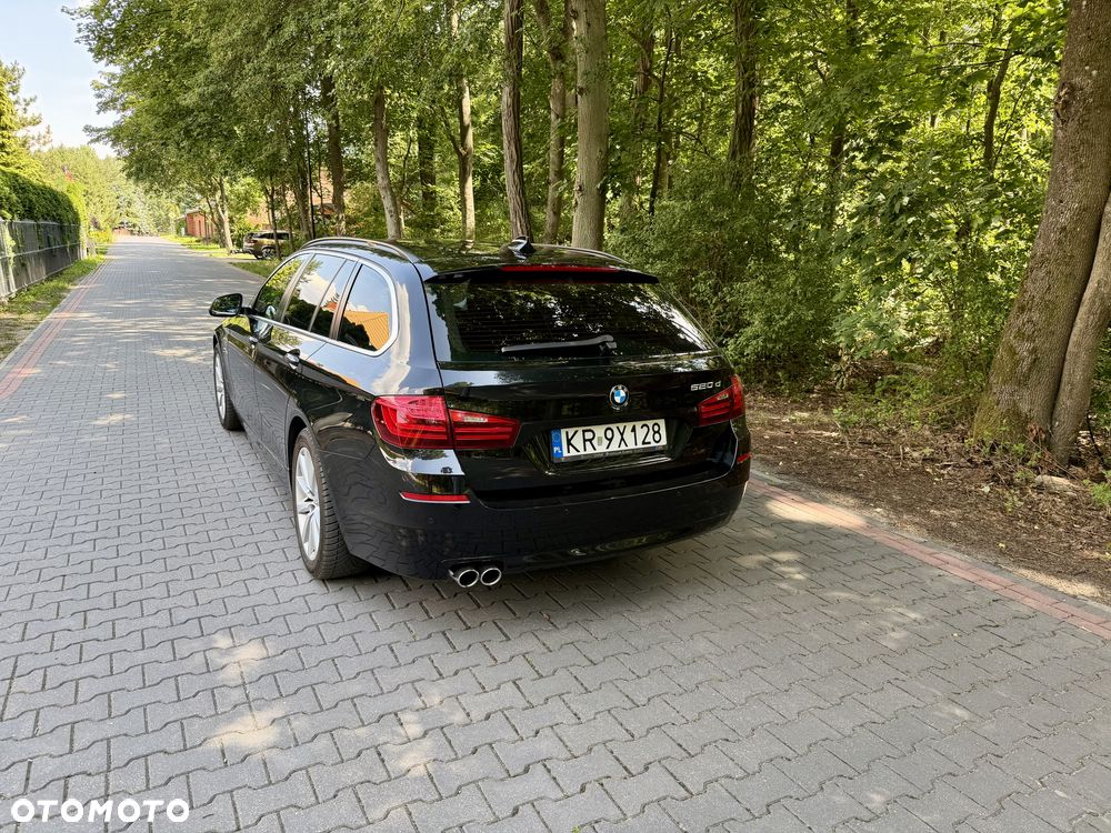 BMW Seria 5 520d - 16