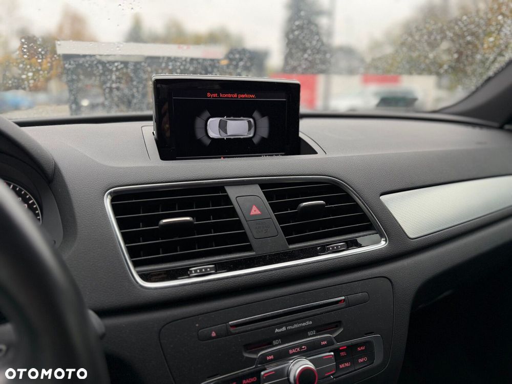 Audi Q3 1.4 TFSI S tronic - 22