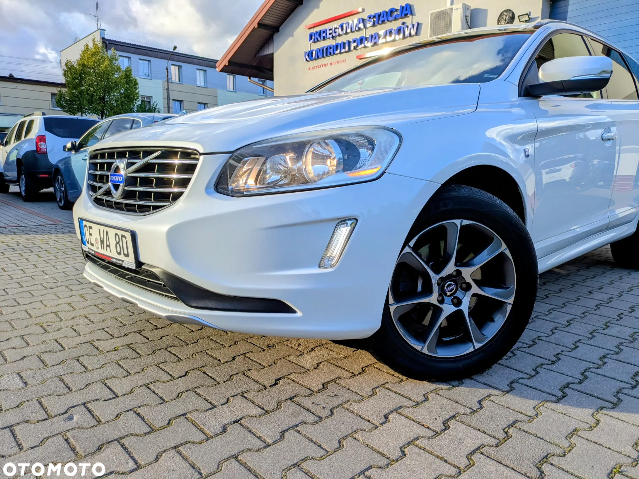 Volvo XC 60 D4 Drive-E Ocean Race - 10