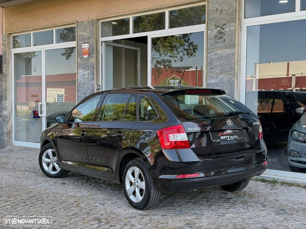 Skoda Rapid Spaceback 1.6 TDi Ambition - 11