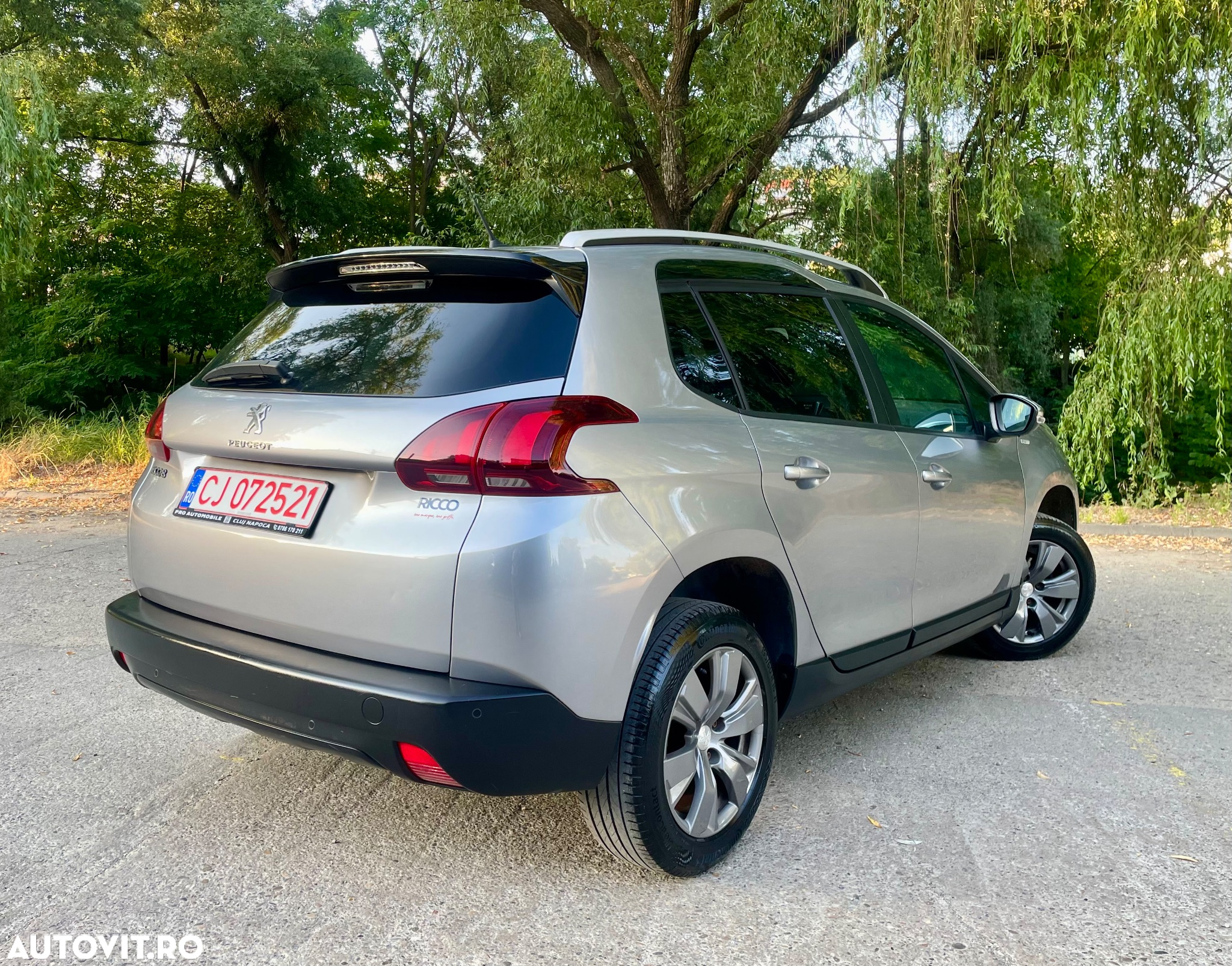Peugeot 2008 PureTech 100 Stop&Start Allure Pack - 27