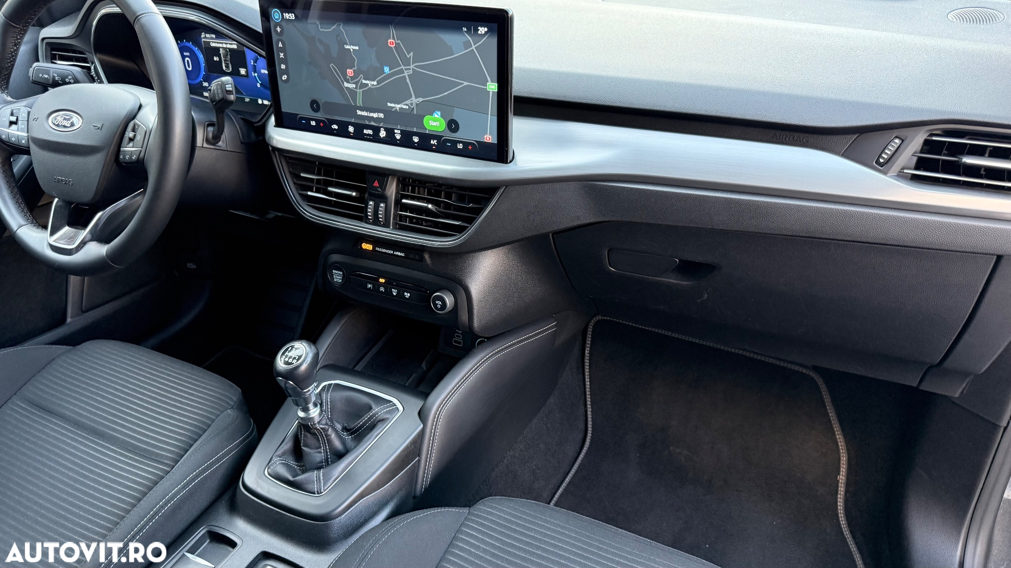 Ford Focus 1.0 EcoBoost Titanium X - 40