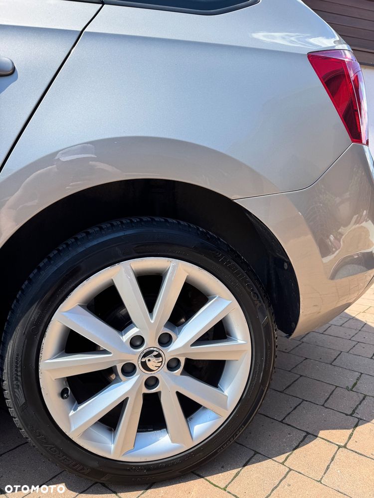 Skoda RAPID 1.6 TDI DSG Ambition - 8