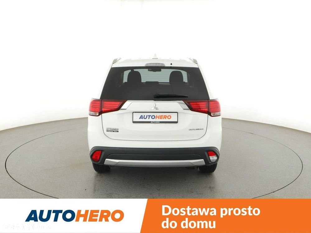 Mitsubishi Outlander 2.0 2WD Edition 100 - 6