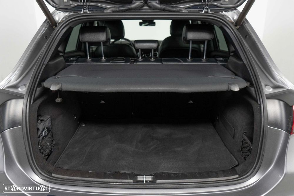 Mercedes-Benz GLA 250 e Progressive - 13