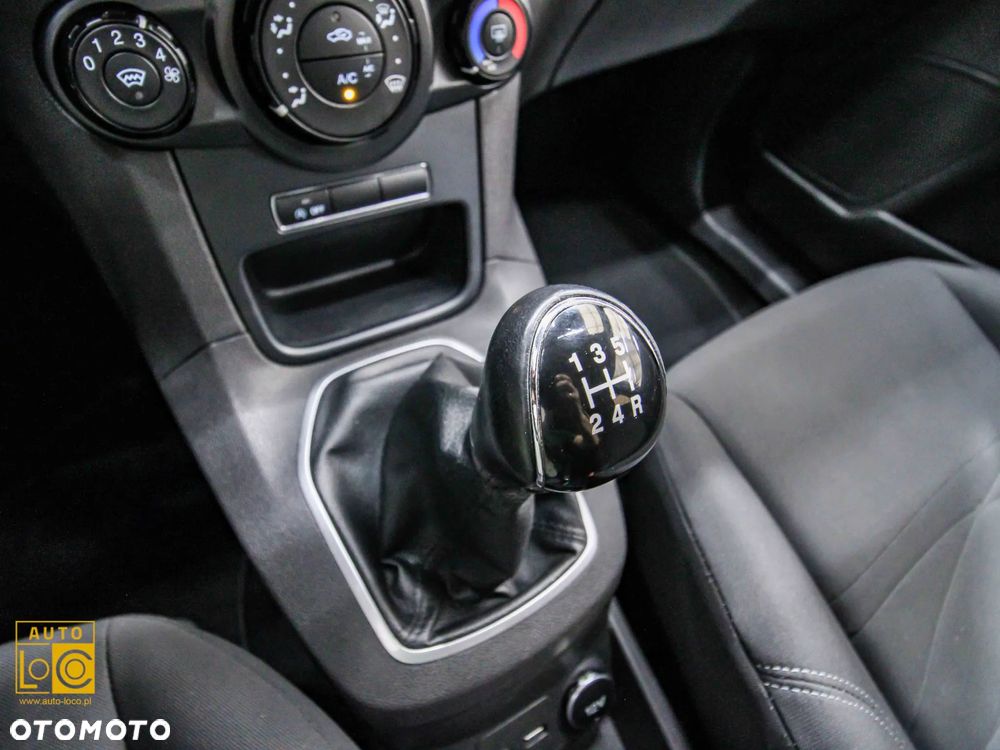 Ford Fiesta 1.0 EcoBoost Champions Edition - 22