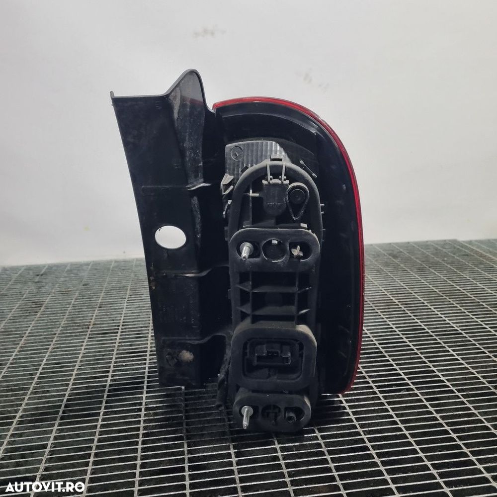 Stop Stanga Dacia Duster Facelift 2014 - 2017 SUV 4 Usi (1438) Bec clasic - 3