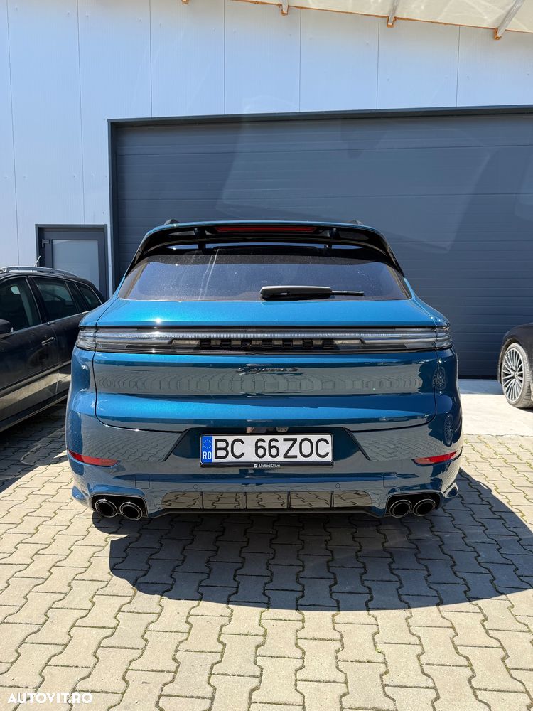 Porsche Cayenne - 11