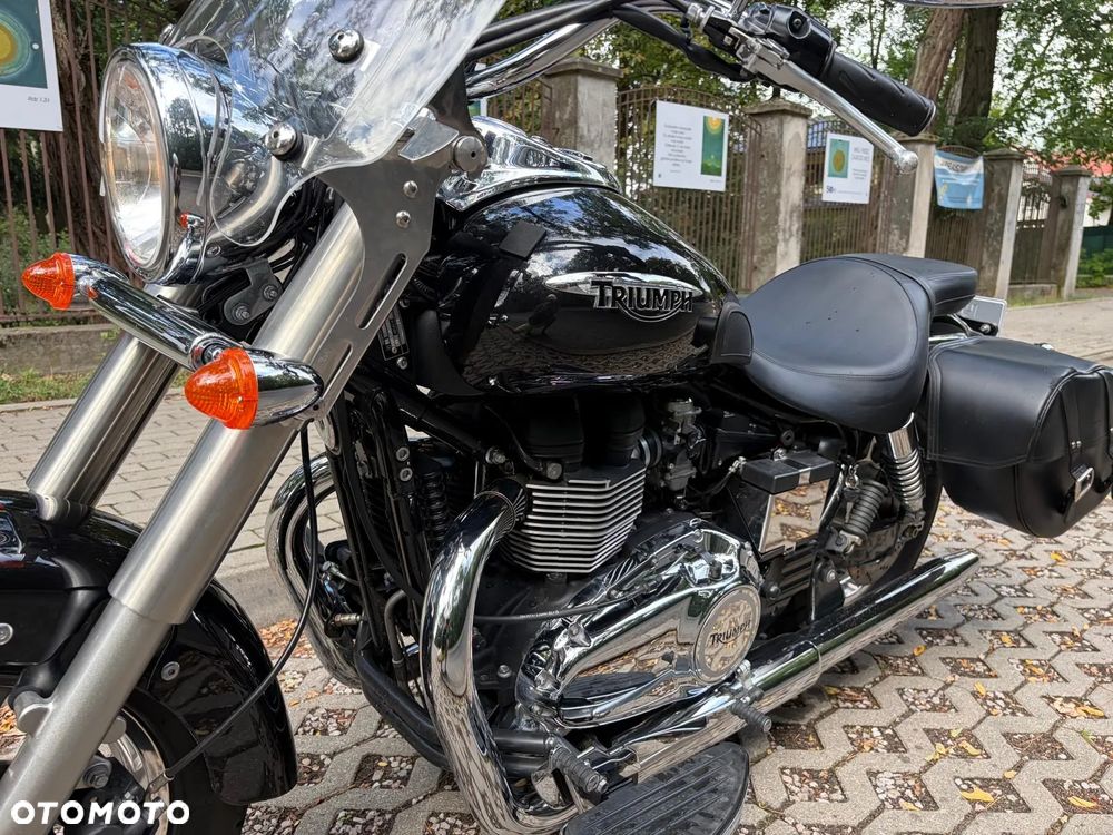 Triumph America - 3