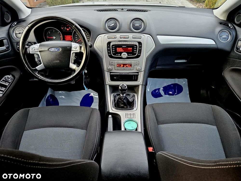 Ford Mondeo 2.0 TDCi Champions Edition - 14