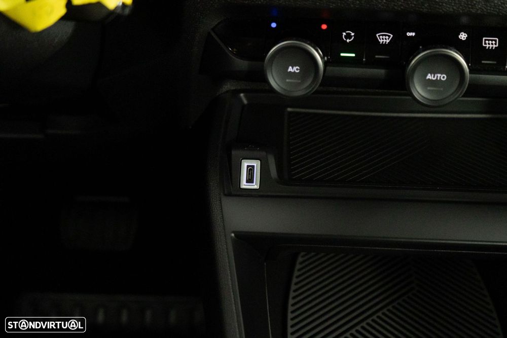 Citroën e-C4 50 kWh Live Pack - 25
