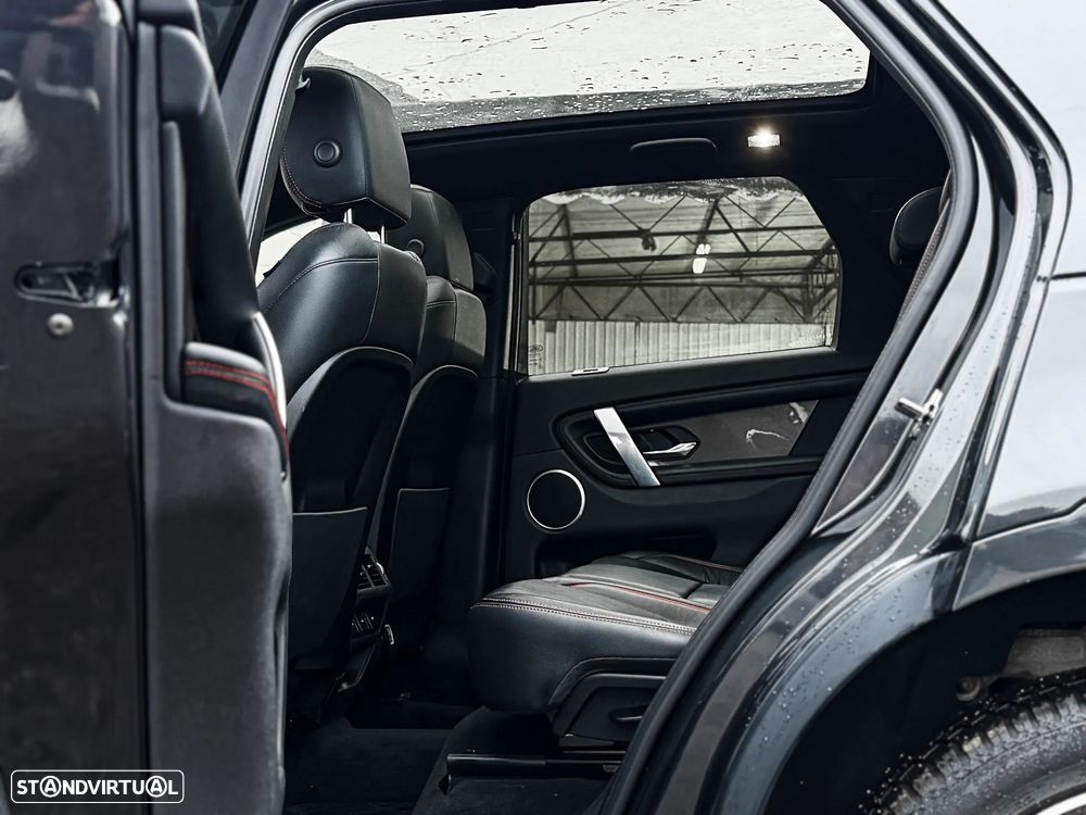 Land Rover Discovery Sport 1.5 I3 P300e AWD R-Dynamic SE - 8