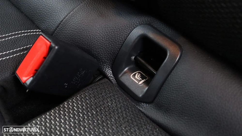 Mercedes-Benz CLA 220 d Shooting Brake Urban Aut. - 21