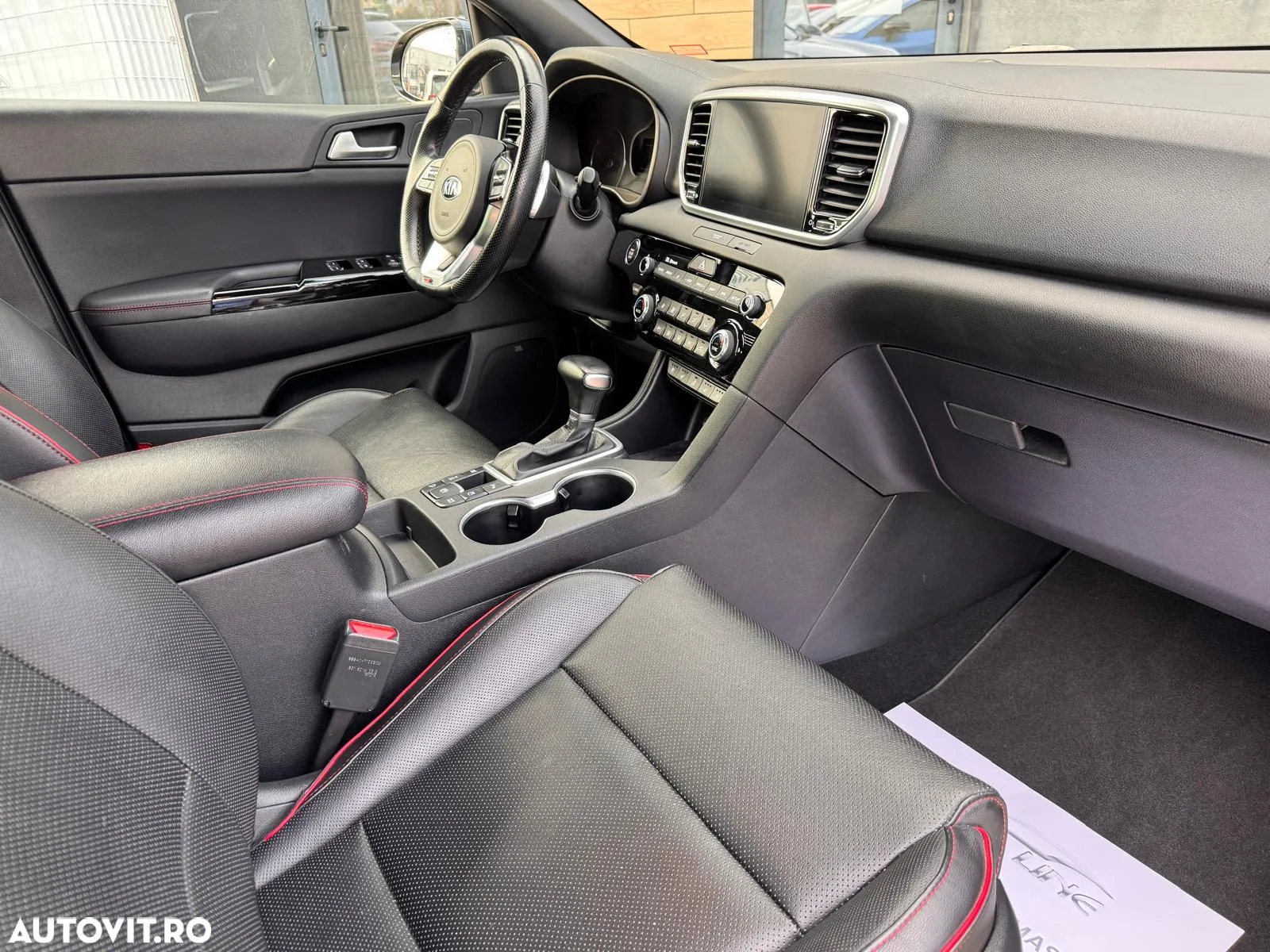 Kia Sportage 2.0 CRDI AWD Eco-Dynamics+ (48V M-H) Aut. GT LINE - 14