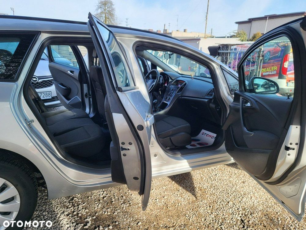 Opel Astra - 25