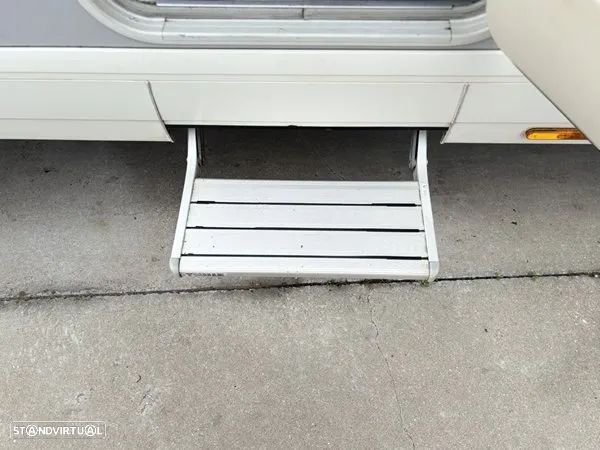 Carthago C-Compactline Cama transversal e cama basculante - 22