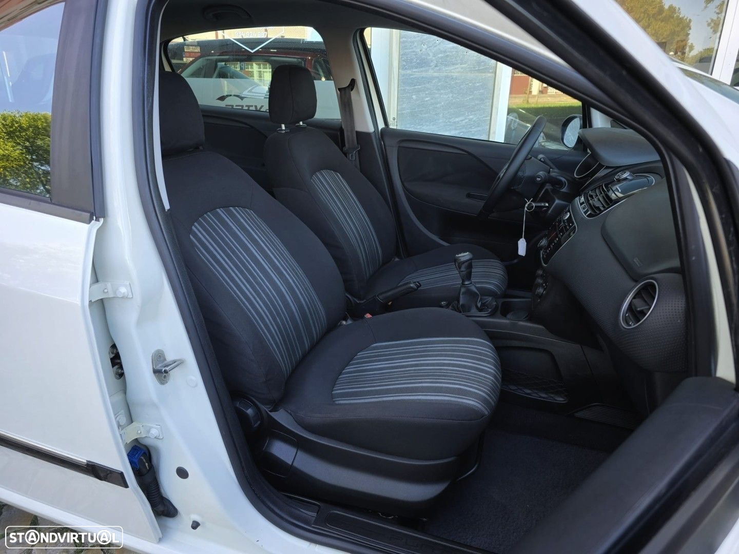 Fiat Punto Evo 1.3 M-Jet Dynamic Style - 16