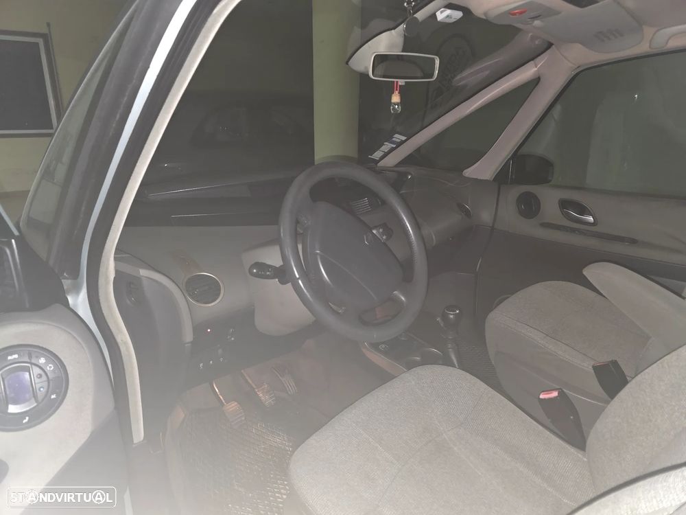 Renault Espace - 16