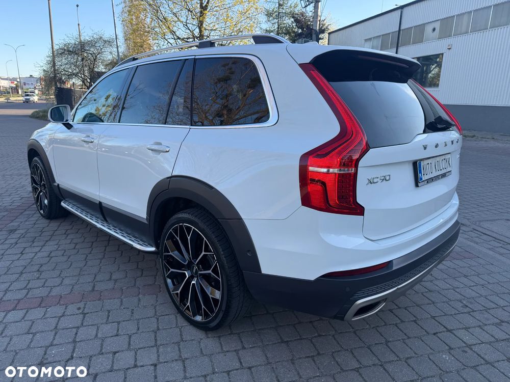 Volvo XC 90 - 7