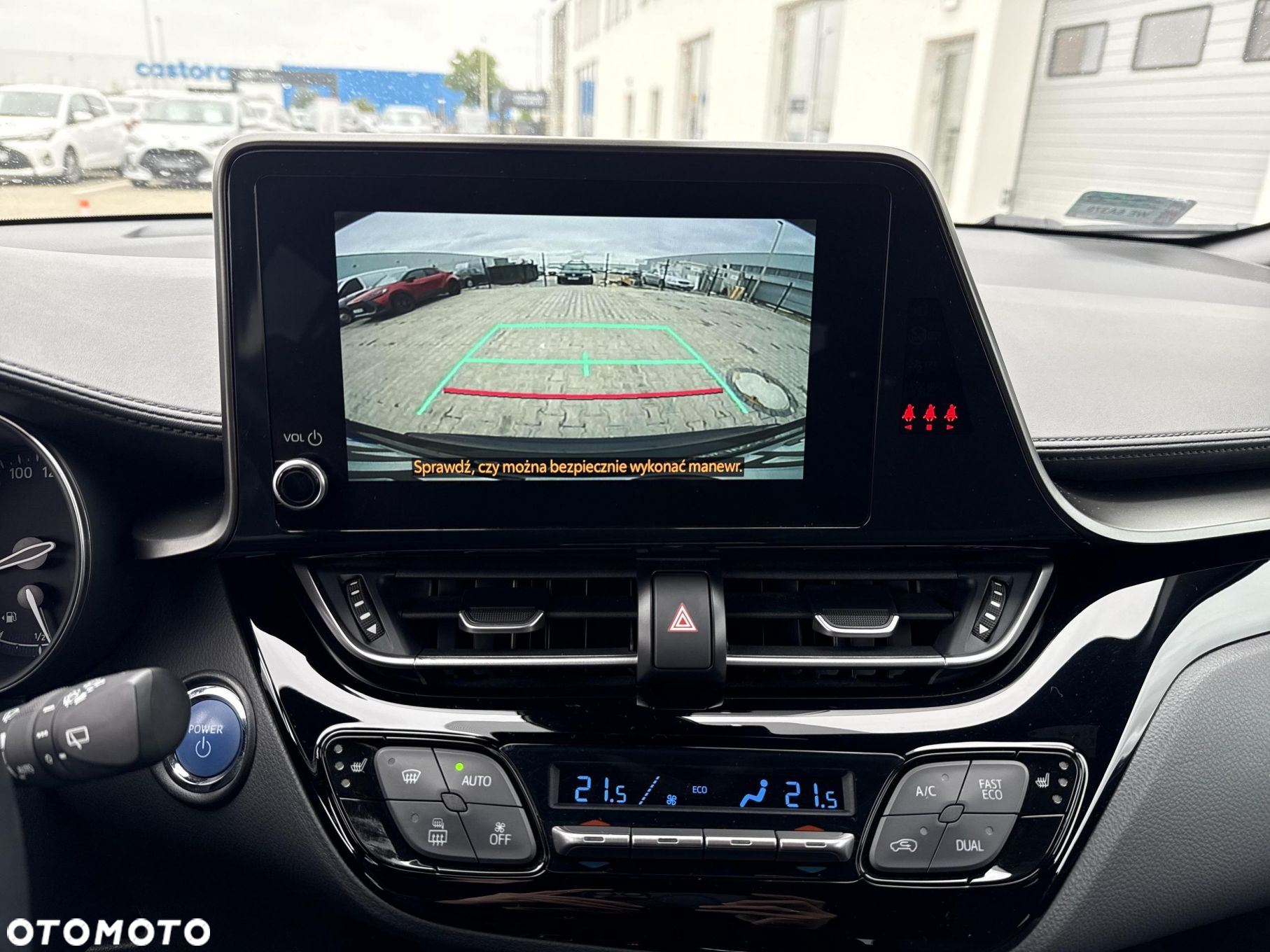 Toyota C-HR - 18