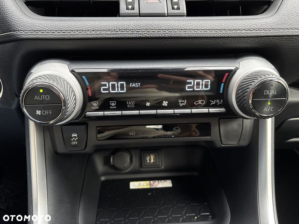 Toyota RAV4 - 31