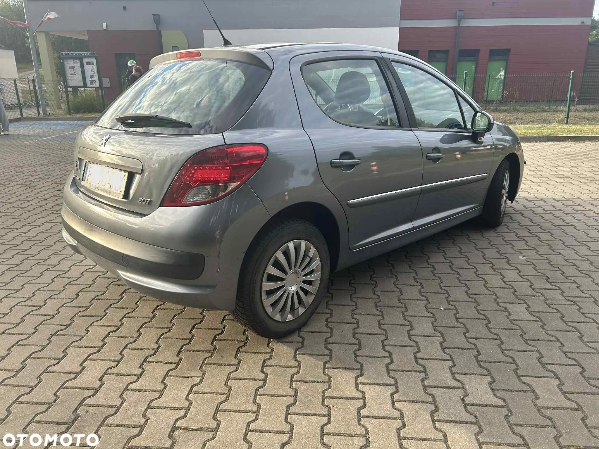 Peugeot 207 1.4 Trendy - 4