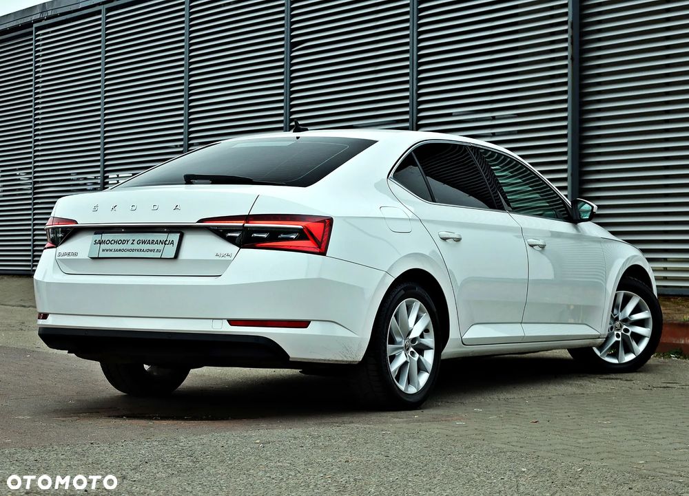 Skoda Superb 2.0 TDI SCR 4x4 Ambition DSG - 10