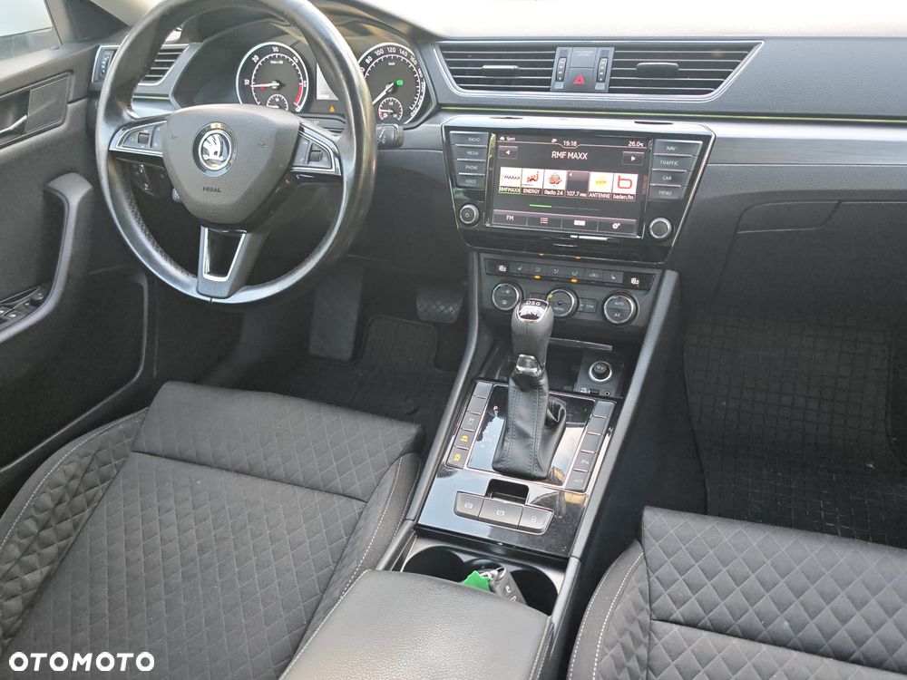Skoda Superb 2.0 TDI 4x4 DSG Style - 33