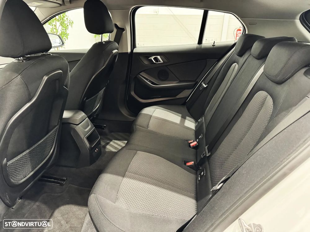 BMW 116 d Corporate Edition Auto - 24