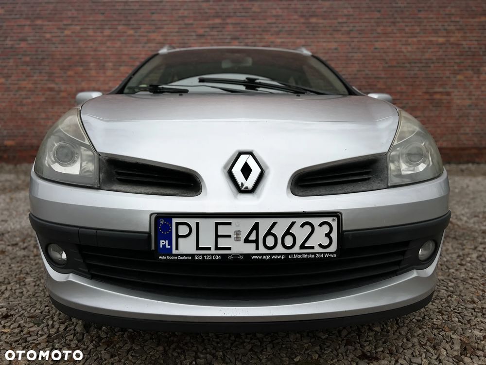 Renault Clio - 30
