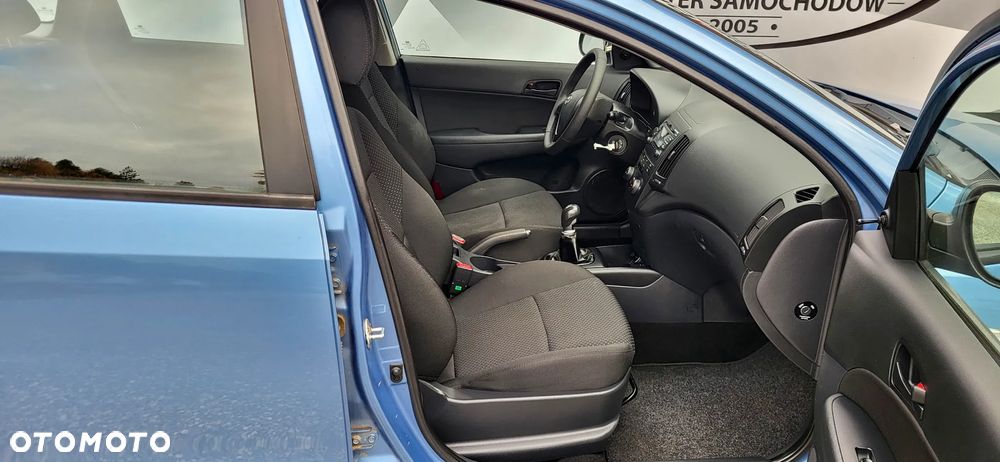 Hyundai i30 i30cw 1.4 Classic - 17
