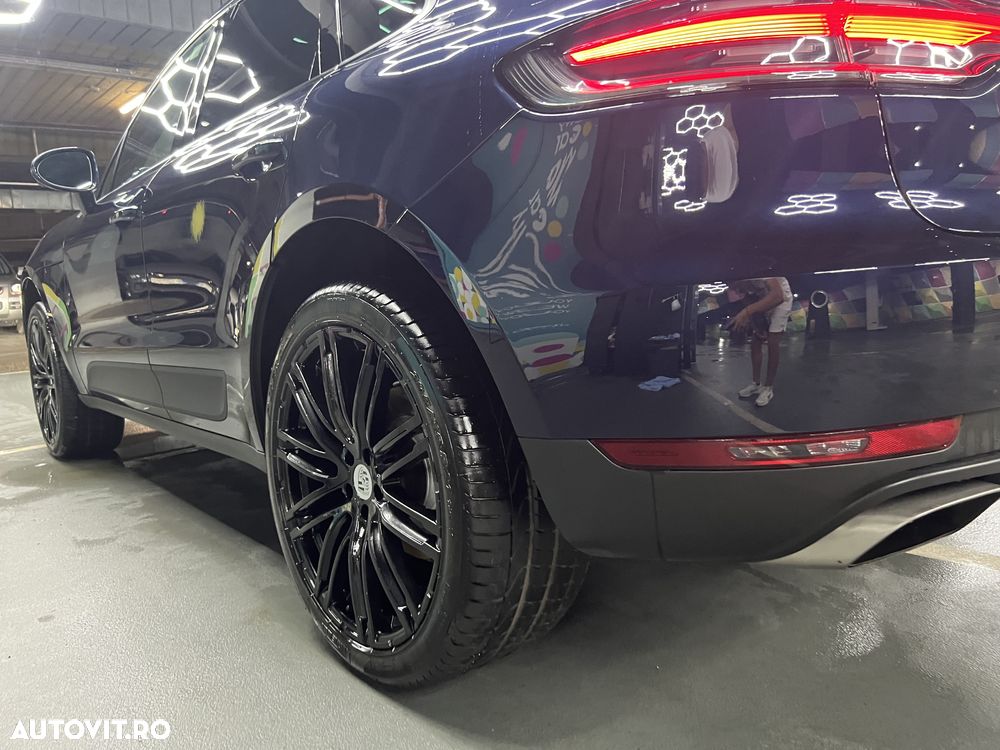 Porsche Macan Standard - 11