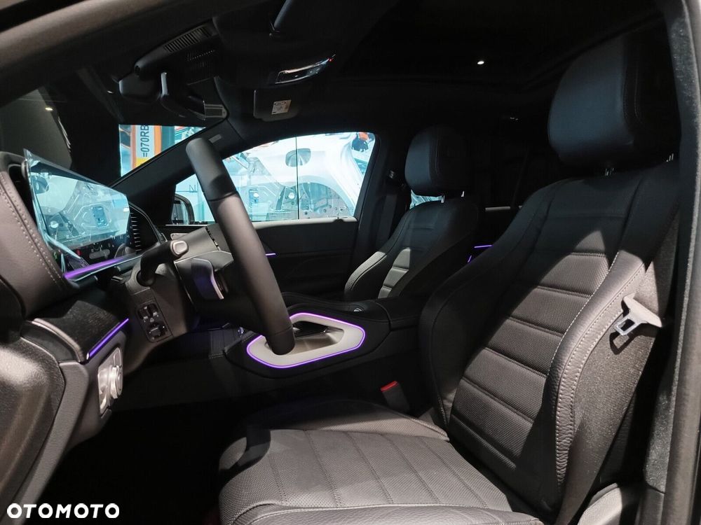 Mercedes-Benz GLE - 29