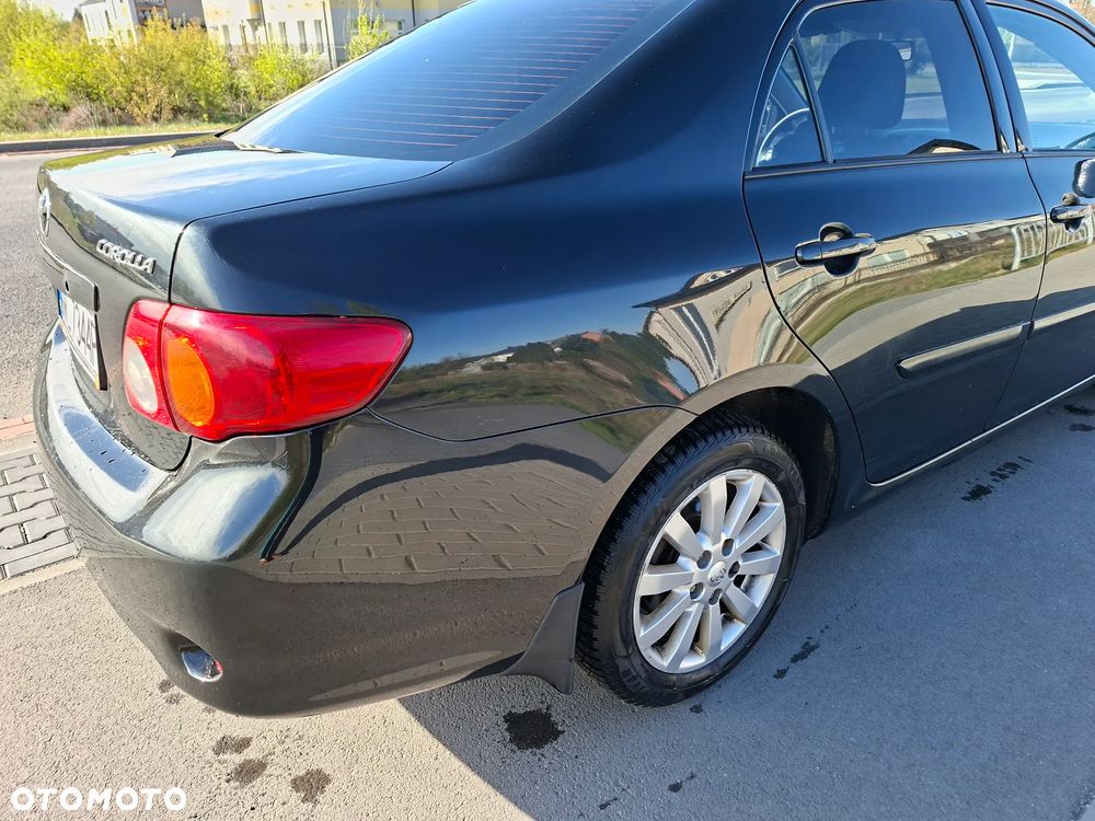 Toyota Corolla 1.6 VVT-i Luna - 3