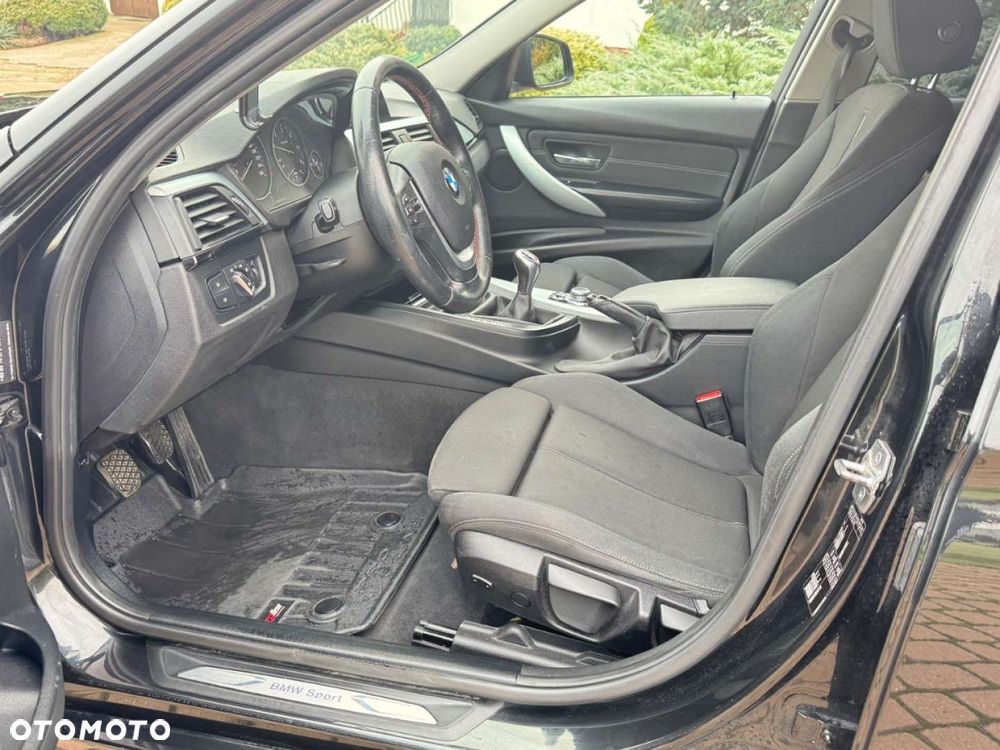 BMW Seria 3 - 16