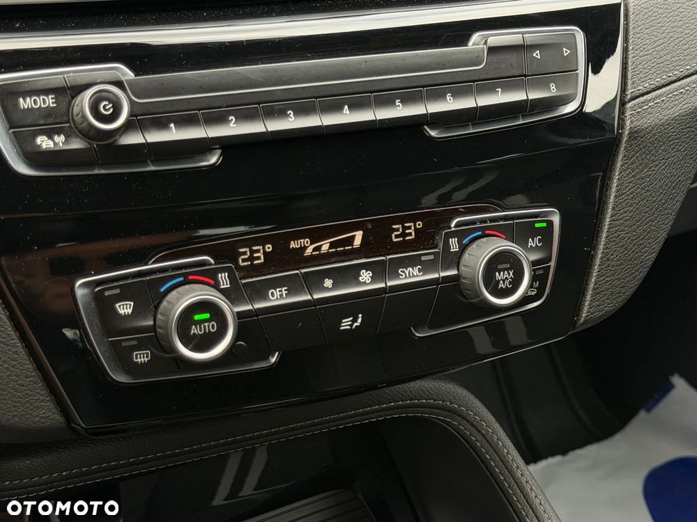 BMW X1 sDrive18i Sport Line - 22