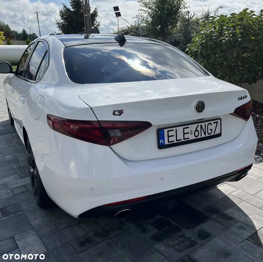 Alfa Romeo Giulia 2.0 Turbo TI Q4 - 3