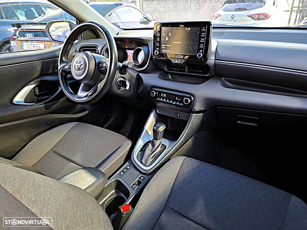 Toyota Yaris 1.5 HDF Exclusive - 23