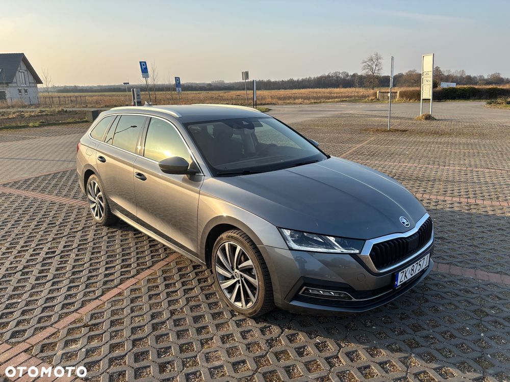 Skoda Octavia 2.0 TDI Style DSG - 1