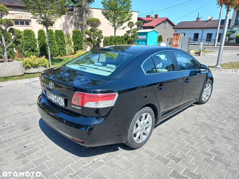 Toyota Avensis 2.0 Sol plus - 5